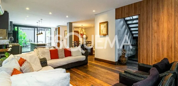 Casa de Vila com 3 Quartos à venda, 275m² no Moema, São Paulo