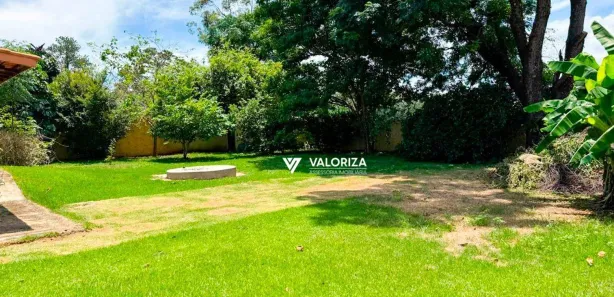 Fazenda / Sítio / Chácara com 3 Quartos à venda, 320m² no Chacara Santa Terezinha, Araçoiaba da Serra