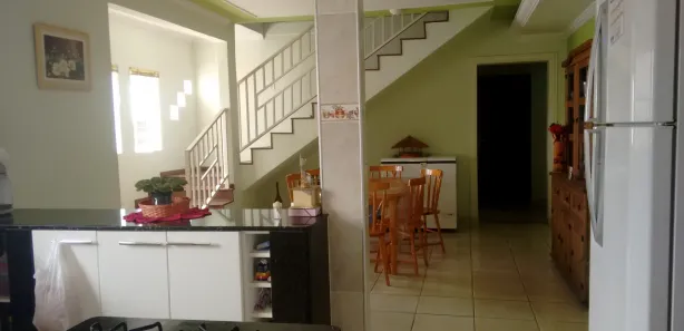 Sobrado com 3 Quartos à venda, 200m² no Parque Florianópolis, Jaguariúna