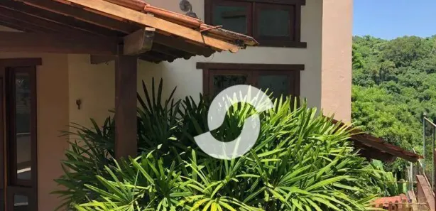 Casa de Condomínio com 3 Quartos à venda, 180m² no Sapê, Niterói