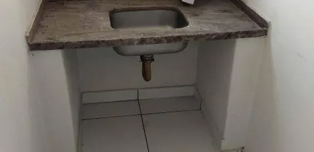 Conjunto Comercial / Sala para alugar, 60m² no Zona 01, Maringá