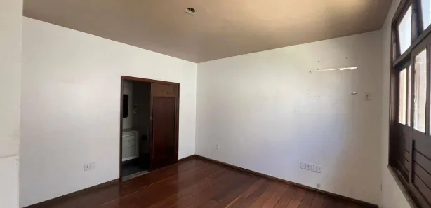 Casa com 4 Quartos à venda, 475m² no São José, Aracaju