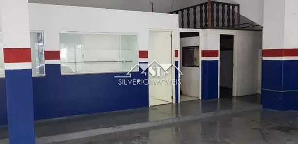 Loja / Salão / Ponto Comercial à venda, 250m² no Bingen, Petrópolis