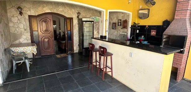 Casa com 2 Quartos para alugar, 250m² no Miguel Couto, Nova Iguaçu