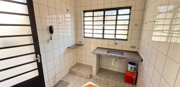 Casa com 2 Quartos para alugar, 101m² no Vila Lessa, Presidente Prudente