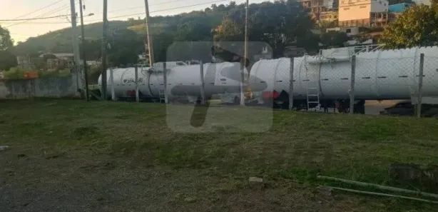 Galpão / Depósito / Armazém para venda ou aluguel, 1346m² no Loteamento Boa Vista, Barra Mansa
