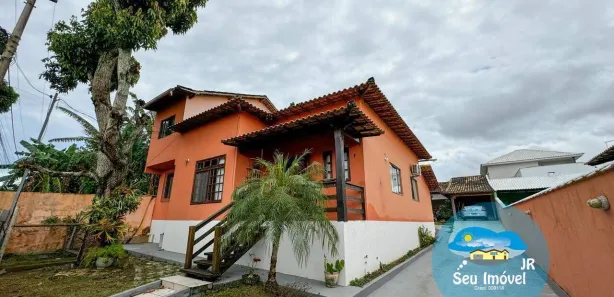 Casa com 4 Quartos à venda, 210m² no Hospício, Araruama