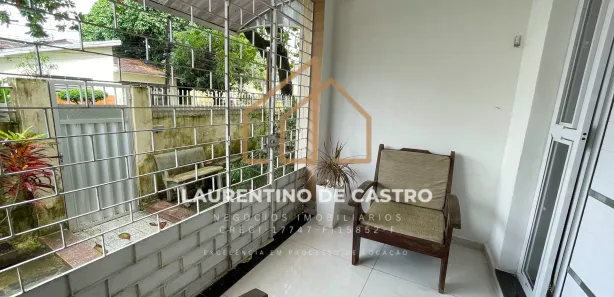 Casa com 4 Quartos para alugar, 94m² no Casa Amarela, Recife
