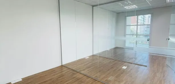 Conjunto Comercial / Sala para alugar, 150m² no Vila São Francisco (Zona Sul), São Paulo