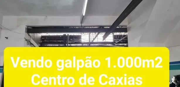 Galpão / Depósito / Armazém à venda, 1000m² no Centro, Duque de Caxias