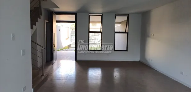 Sobrado com 3 Quartos à venda, 185m² no Pineville, Pinhais