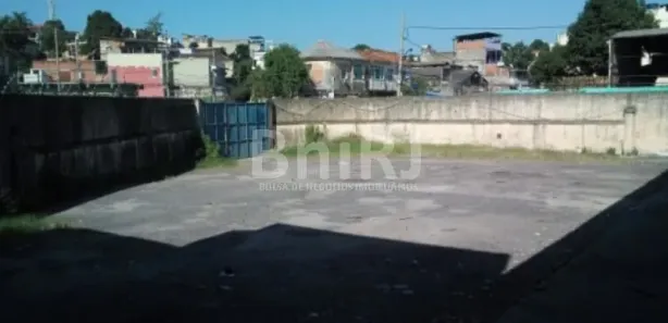 Galpão / Depósito / Armazém à venda, 1600m² no Parada de Lucas, Rio de Janeiro