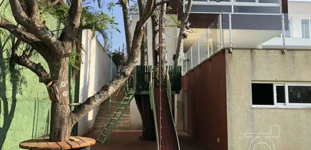 Casa com 4 Quartos para alugar, 550m² no Nova Fazendinha, Carapicuíba