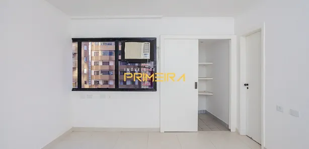 Prédio Inteiro à venda, 93m² no Batel, Curitiba