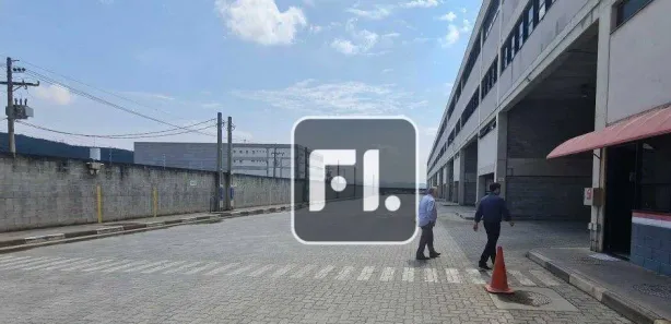 Galpão / Depósito / Armazém para alugar, 1688m² no Distrito Industrial, Araçariguama