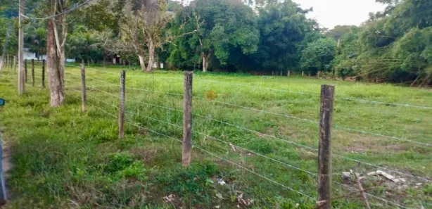 Fazenda / Sítio / Chácara com 2 Quartos à venda, 90000m² no Parada Ideal, Guapimirim