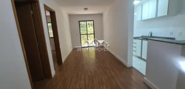 Apartamento com 2 Quartos à venda, 61m² no Samambaia, Petrópolis