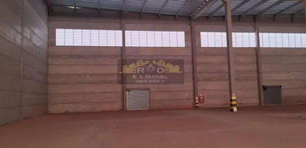 Galpão / Depósito / Armazém para alugar, 1800m² no Loteamento Industrial Comercial São Caetano, Araraquara