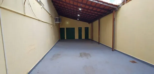 Loja / Salão / Ponto Comercial para alugar, 68m² no Aldeia, Santarém