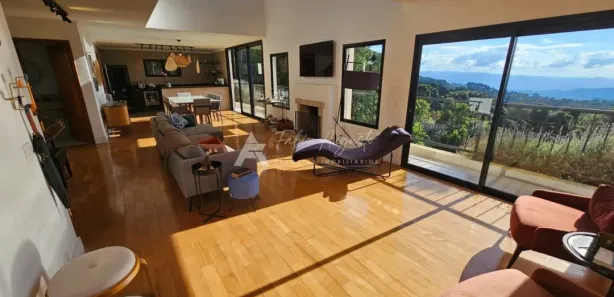 Casa de Condomínio com 4 Quartos à venda, 270m² no Alto da Boa Vista, Campos do Jordão