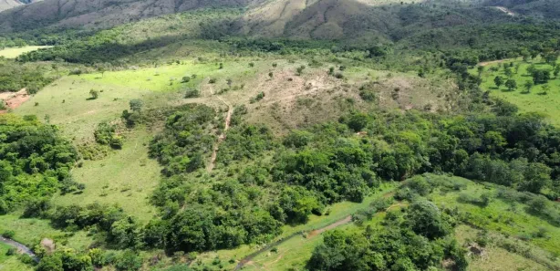 Fazenda / Sítio / Chácara à venda, 573360m² no , Padre Bernardo