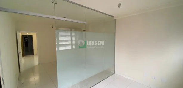 Conjunto Comercial / Sala para alugar, 40m² no Água Verde, Curitiba