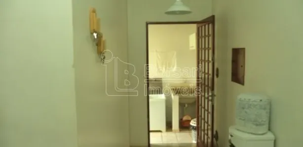 Sobrado com 3 Quartos à venda, 138m² no Centro, Araraquara