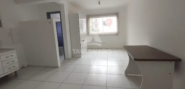 Kitnet com 1 Quarto à venda, 24m² no Uvaranas, Ponta Grossa