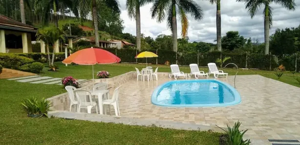 Fazenda / Sítio / Chácara com 3 Quartos à venda, 230m² no Alfredo Custódio de Paula, Pouso Alegre