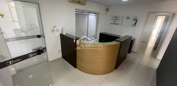 Prédio Inteiro para alugar, 470m² no Vila Nair, Pindamonhangaba