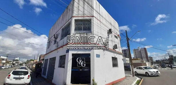 Casa com 3 Quartos à venda, 380m² no São José, Aracaju