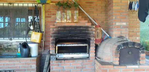 Fazenda / Sítio / Chácara com 3 Quartos à venda, 300m² no , Mairinque