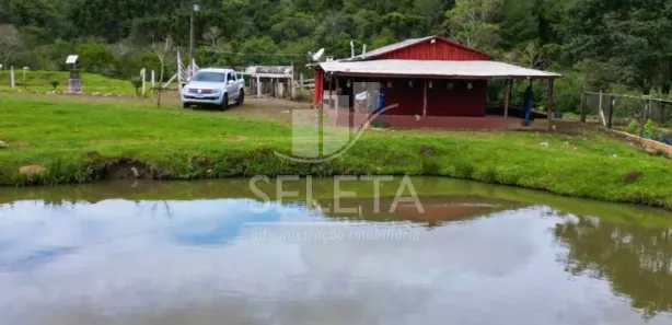 Fazenda / Sítio / Chácara com 2 Quartos à venda, 100m² no , Guaraniaçu
