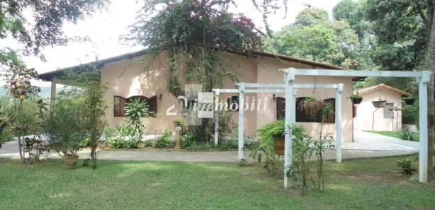 Fazenda / Sítio / Chácara com 3 Quartos à venda, 3000m² no Chácaras Ana Lúcia, Embu das Artes