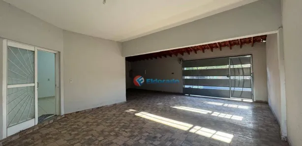 Casa com 3 Quartos para alugar, 146m² no Residencial Bordon, Sumaré