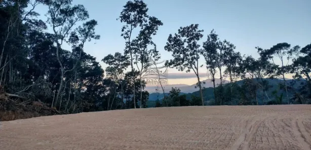 Terreno / Lote / Condomínio à venda, 90506m² no , Águas Mornas