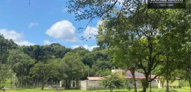 Fazenda / Sítio / Chácara com 3 Quartos à venda, 250m² no Rio Abaixo, Campina Grande do Sul