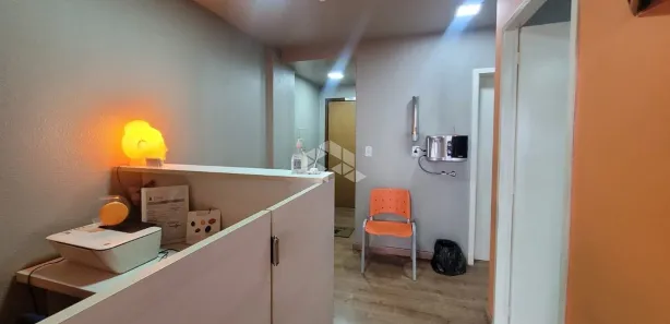 Conjunto Comercial / Sala à venda, 44m² no Centro, Canoas