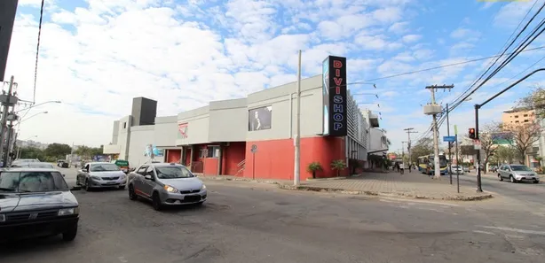 Loja / Salão / Ponto Comercial à venda, 20m² no Bom Pastor, Divinópolis