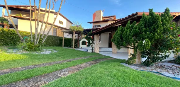 Casa de Condomínio com 3 Quartos para alugar, 247m² no Candelária, Natal