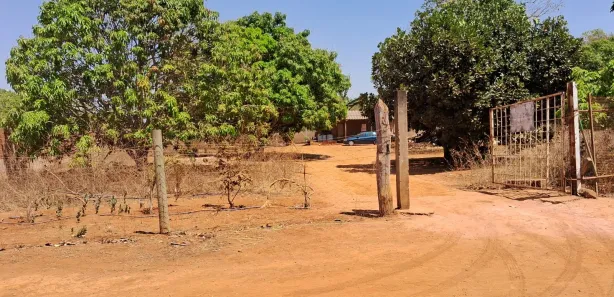 Fazenda / Sítio / Chácara com 2 Quartos à venda, 30000m² no , Brasília