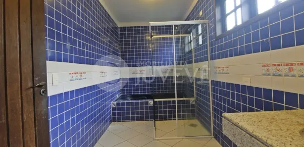 Casa com 3 Quartos para alugar, 286m² no Jardim Social, Curitiba