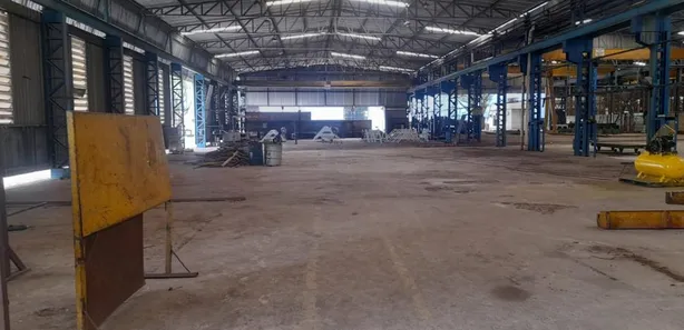 Galpão / Depósito / Armazém para venda ou aluguel, 10000m² no Vila São Luís, Duque de Caxias