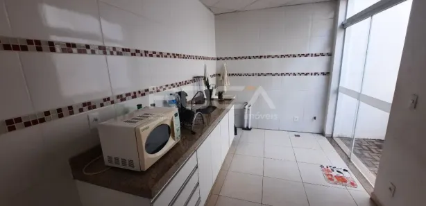 Prédio Inteiro para alugar, 579m² no Jardim São Carlos, São Carlos