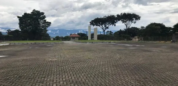 Galpão / Depósito / Armazém à venda, 8000m² no Loteamento Industrial Água Preta, Pindamonhangaba