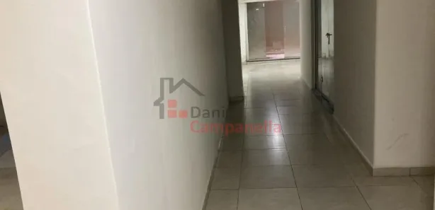 Loja / Salão / Ponto Comercial para alugar, 231m² no Centro, Pouso Alegre