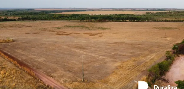 Fazenda / Sítio / Chácara à venda, 677m² no , Guaraí