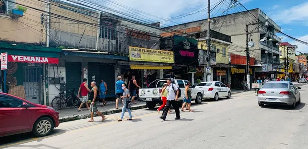 Loja / Salão / Ponto Comercial à venda, 1213m² no Piabetá (Inhomirim), Magé