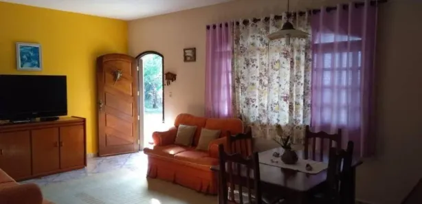 Fazenda / Sítio / Chácara com 3 Quartos à venda, 220m² no Boa Vista, Igaratá