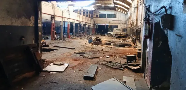 Galpão / Depósito / Armazém à venda, 1500m² no Cascadura, Rio de Janeiro